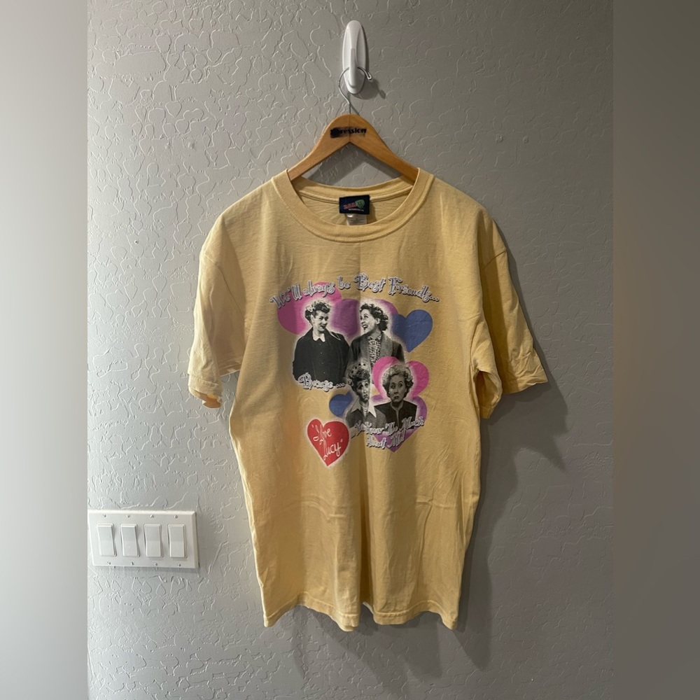 Vintage Y2K I Love Lucy “Best Friends”‎ TV Show Shirt Large